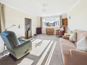 Living Room- click for photo gallery